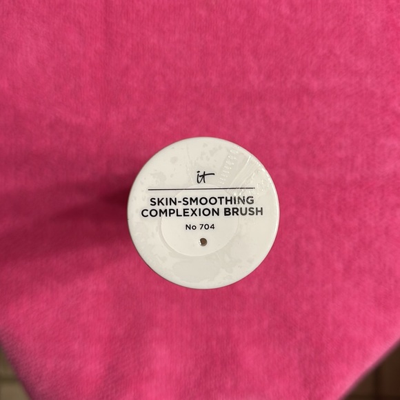 Heavenly skin brush by It - Picture 6 of 6